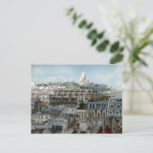 Les toits de Paris et la carte postale Sacré Coeur (Debout devant)