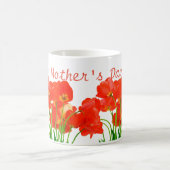 Les tulipes blanches de tasse de mère de maman (Centre)