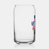 Les vétérans contre le drapeau américain Trump (Droite)