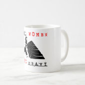 Les vraies femmes soulèvent la tasse lourde (Devant droit)