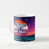 Lesbienne : Tasse de pixel de fierté de goutte pas (Devant gauche)