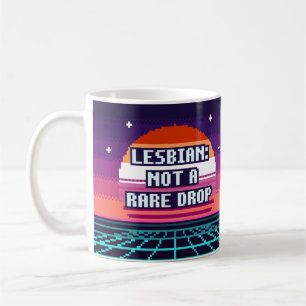 Lesbienne : Tasse de pixel de fierté de goutte pas