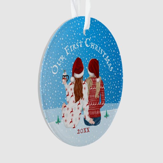 Lesbische echtpaar Mrs. & Mrs. eerste kerstfeest P Ornament (voorkant)