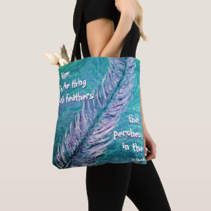 L'espoir est la la chose avec le sac fourre-tout