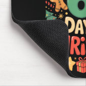 Less Than Six Seven 67 Days To Christmas Matching Muismat (Hoek)