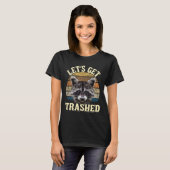 Let's Get Trashed - Funny Retro Raccoon Lover Camp T-shirt (Voorkant volledig)