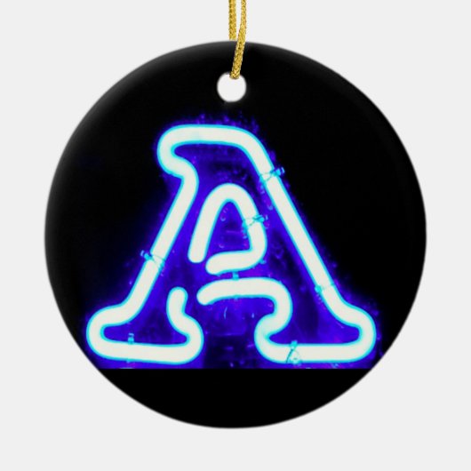 Letter "A" in Neon Blue Keramisch Ornament (Voorkant)