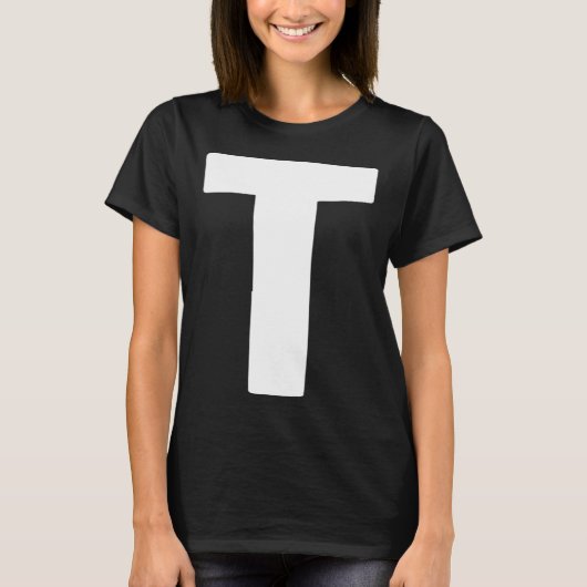 Letter big and bold white t-shirt (Voorkant)