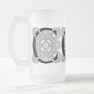 Letter C Celtic Knot Monogram Matglas Bierpul