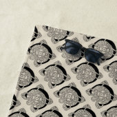 Letter C  Celtic Knot Monogram Strandlaken (In situ)