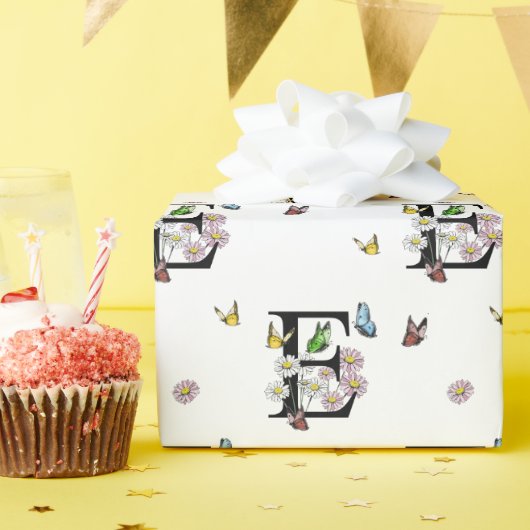 Letter E Bloemige Waterverf Vlinder Monogram    Cadeaupapier (Verjaardagsfeest)