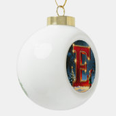 Letter E Christmas Elf Personalized Initial Keramische Bal Ornament (Links)