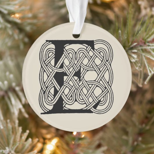 Letter E Keltische knoop Monogram Ornament (Boom)