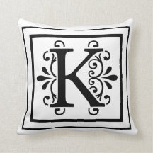 Letter K Monogram Sierkussen