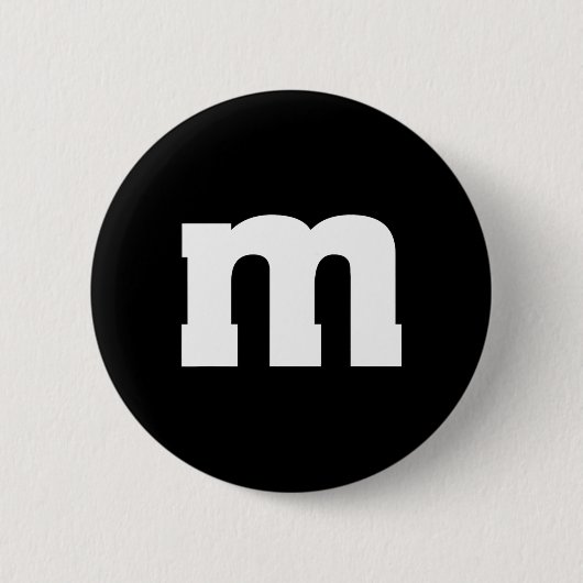 Letter M hoofdalfabet Ronde Button 5,7 Cm (Voorkant)