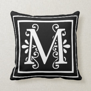 Letter M Monogram Zwart Kussen