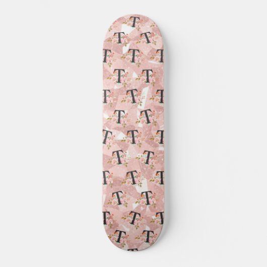 Letter T Skateboard (Voorkant)