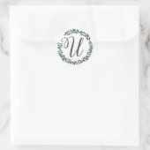 Letter U Monogram Minimalist Botanical Leaf Wreath Ronde Sticker (Tas)
