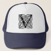 Letter V  Celtic Knot Monogram Trucker Pet (Voorkant)