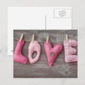 Letters Liefde op Houten Tafel Briefkaart (Voorkant / Achterkant)