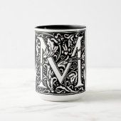 Lettre alphabet de style Renaissance M sur Mug (Centre)
