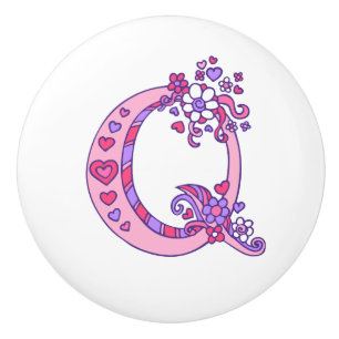 Lettre décorative Q monogramme rose violet bouton