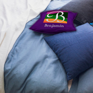 LETTRE INITIALE MONOGRAPHIQUE MOYENNE Oreiller à l