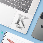 Lettre k Gris d'argent à deux tons et autocollant  (Ordinateur portable avec iPhone)