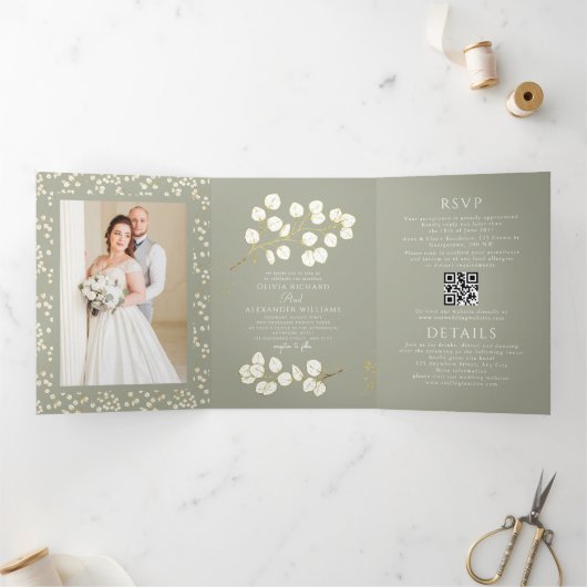 Lettre triple or Sage Green Invitation pliée (Intérieur)