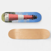 Leuchtturm auf Insel Pellworm im Sommer Skateboard (Horizontaal)
