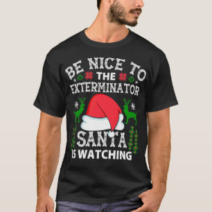 Leuk om de kerstman te eindigen.. kijkt naar grapp t-shirt