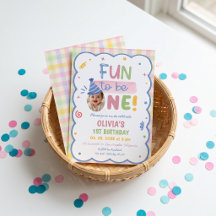 Leuk om één te zijn Pastel Gingham Verjaardagsuitn