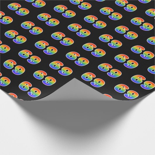 Leuk Rainbow Spectrum Pattern "69" Evenementnummer Cadeaupapier (Hoek)