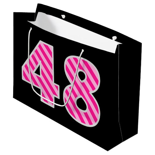Leuk roze gestreept "48"; Gelukkige 48ste verjaard Groot Cadeauzakje (Voorkant Gekanteld)