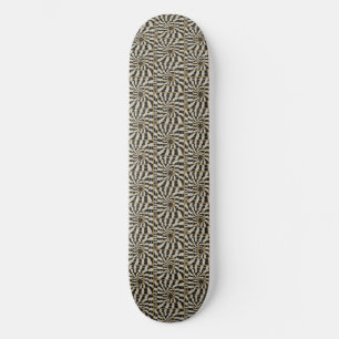 Leuke Abstracte Gestreepte Snake in Bruine Neutral Skateboard