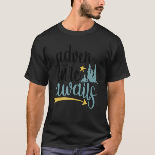 Leuke avonturen wachten buiten kamperen hiking avo t-shirt