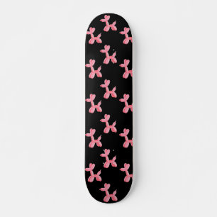 Leuke ballonhond roze zwart patroon skateboard