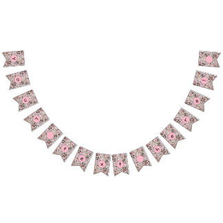 Leuke borst vrouw bunting vlaggen vlaggetjes