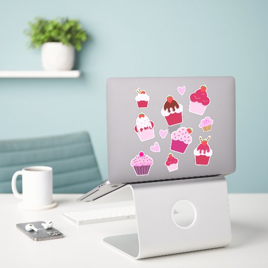 Leuke Cupcakes en Aardbei Shortcakes Sticker (Laptop op bureau)