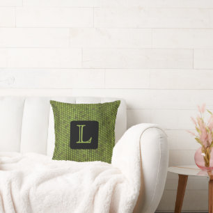 LEUKE FAUX GROENE HAGEDIS PRINT, MONOGRAM KUSSEN
