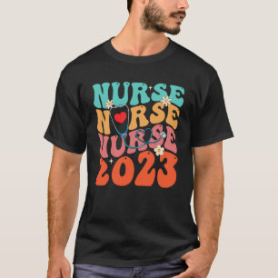 Leuke groovy stethoscoop verpleegkundige leven ver t-shirt
