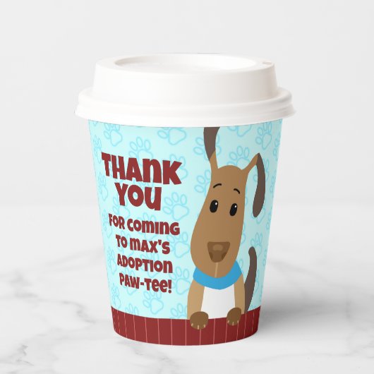 Leuke Hond op Omheining Huisdier Adoptie Pawprints Papieren Bekers (Voorkant)