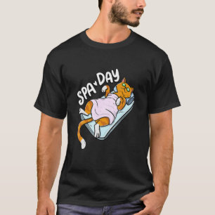Leuke luie kat spa dag wellness kat houder t-shirt