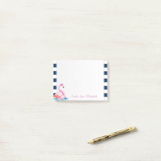 Leuke roze flamingo's, marineblauwe strepen post-it® notes (Op bureau)
