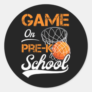 Leuke spelletjes op Pre-K Basketbal Eerste dag van Ronde Sticker