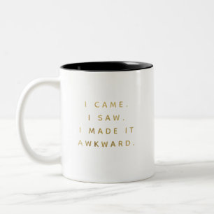 Leuke trendy typografie Awkward Coworker Gold Tweekleurige Koffiemok