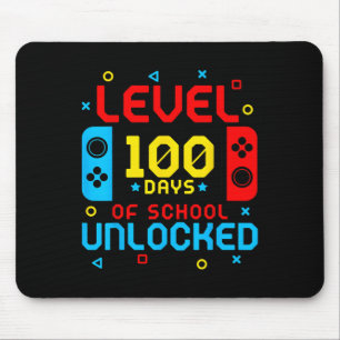 Level 100-dagen game-spel zonder vergrendeling op muismat