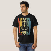 Level 30 ontgrendeld grappige videogamer, 30 jaar  t-shirt (Voorkant volledig)