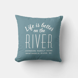 Leven is beter aan de rivier citaat turquoise wit buitenkussen