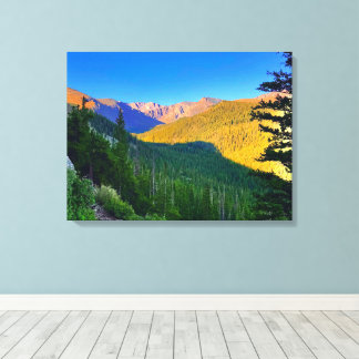 Levende herfstzonsondergang in paars groen goud canvas afdruk